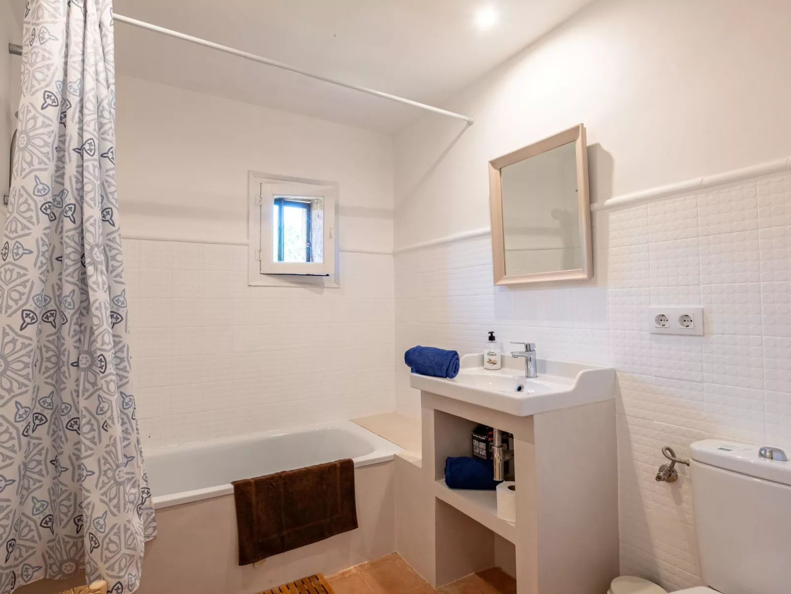 Costabravaforrent La Tallada, mit privatem Pool-Binnen