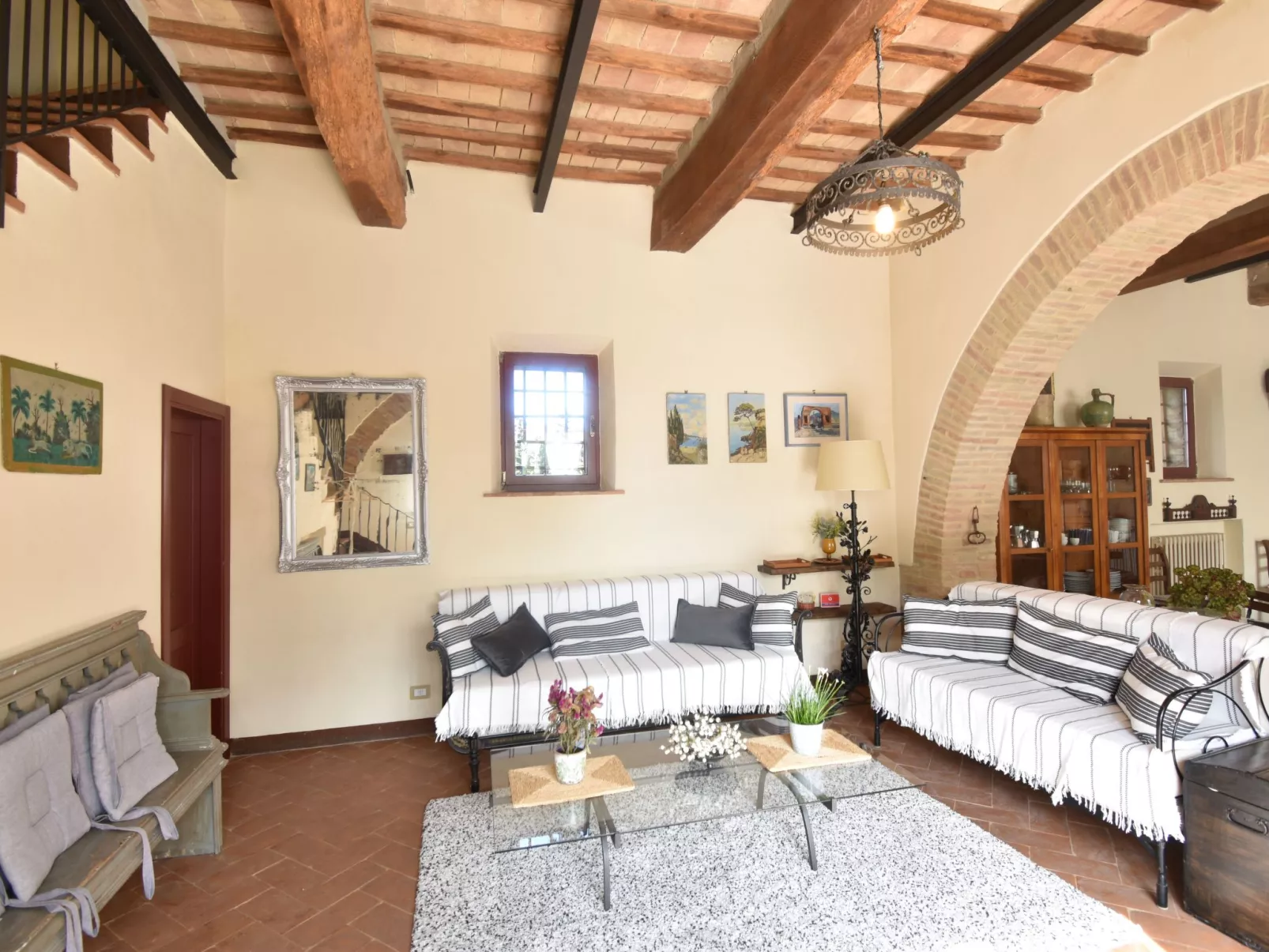 Wohnung in Bauernhaus mit großem Garten, Schwimmbad-Image-tags.info