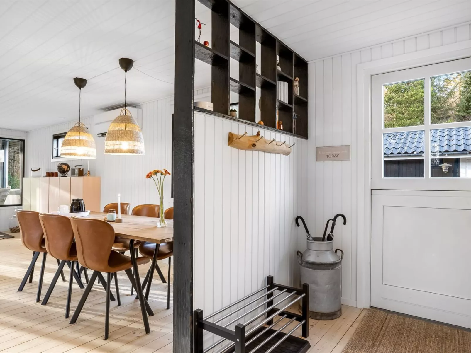 "Dreng" -  from the sea-Binnen