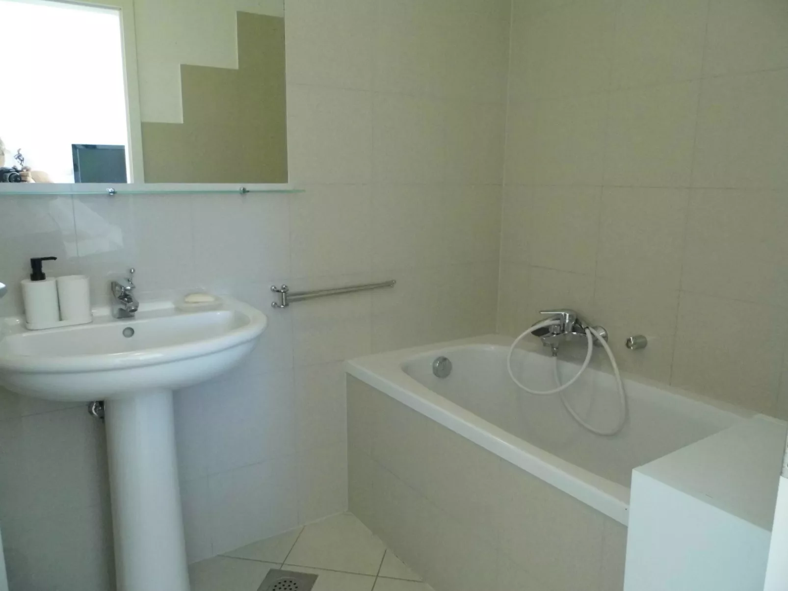 Mit Blick auf das Wasser-Binnen