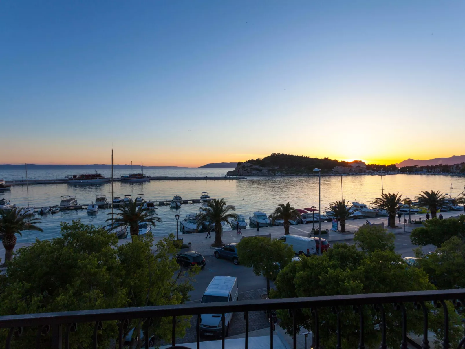 Wohnung "Slavija" mit Whirlpool-Buiten