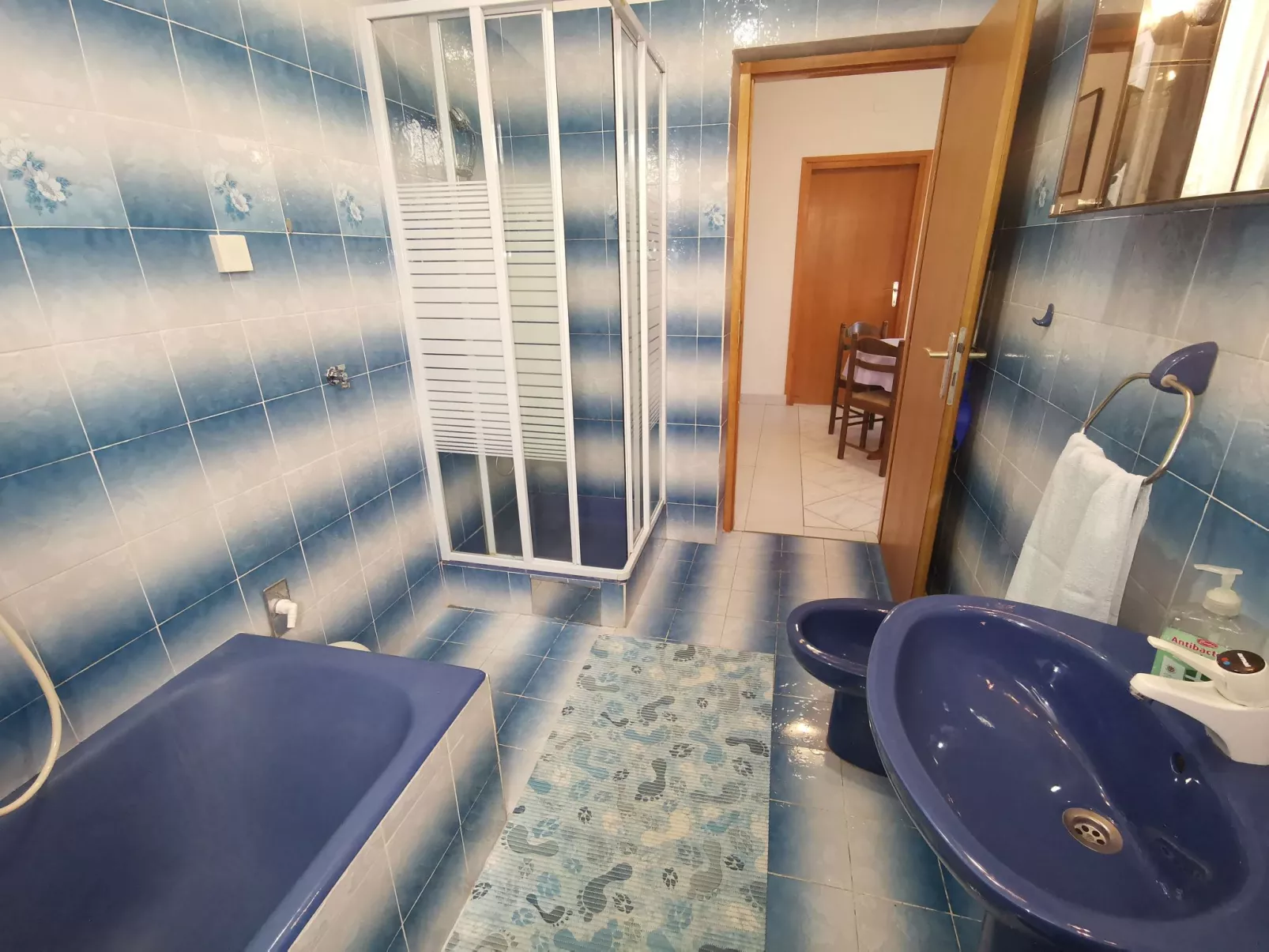 Wohnung für 4 Personen mit Balkon-Binnen