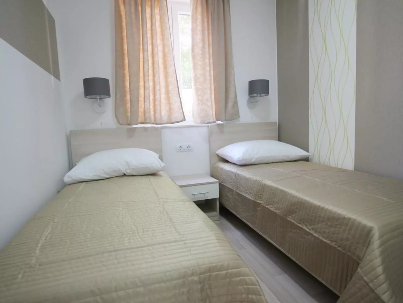 Gorica 1 A4+1 No.1-Binnen