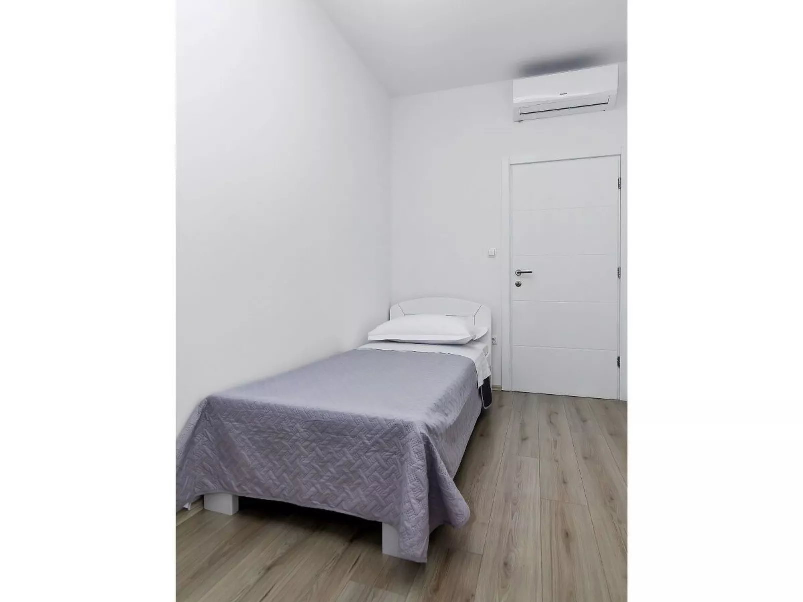 "Villa Maslina" mit Privatparkplatz-Binnen