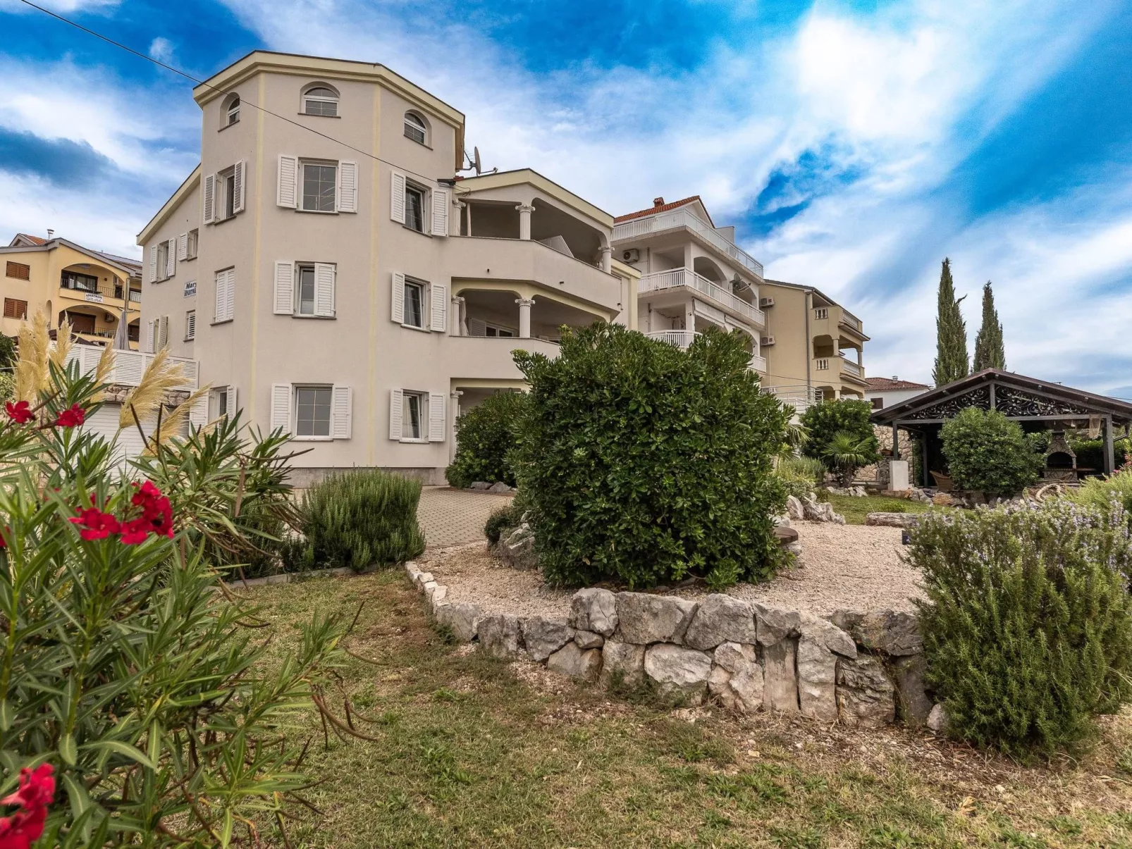 App2-Image-tags.info