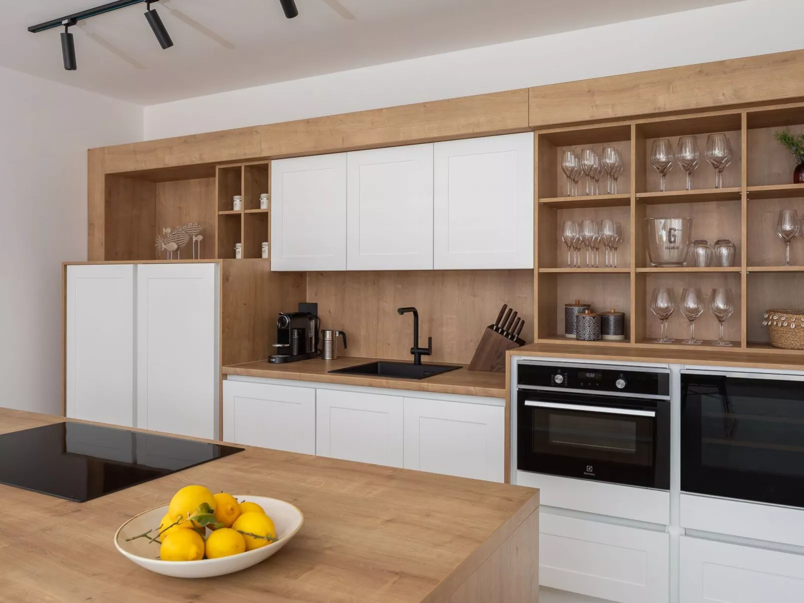 Villa Vespera mit atemberaubender Aussicht-Binnen