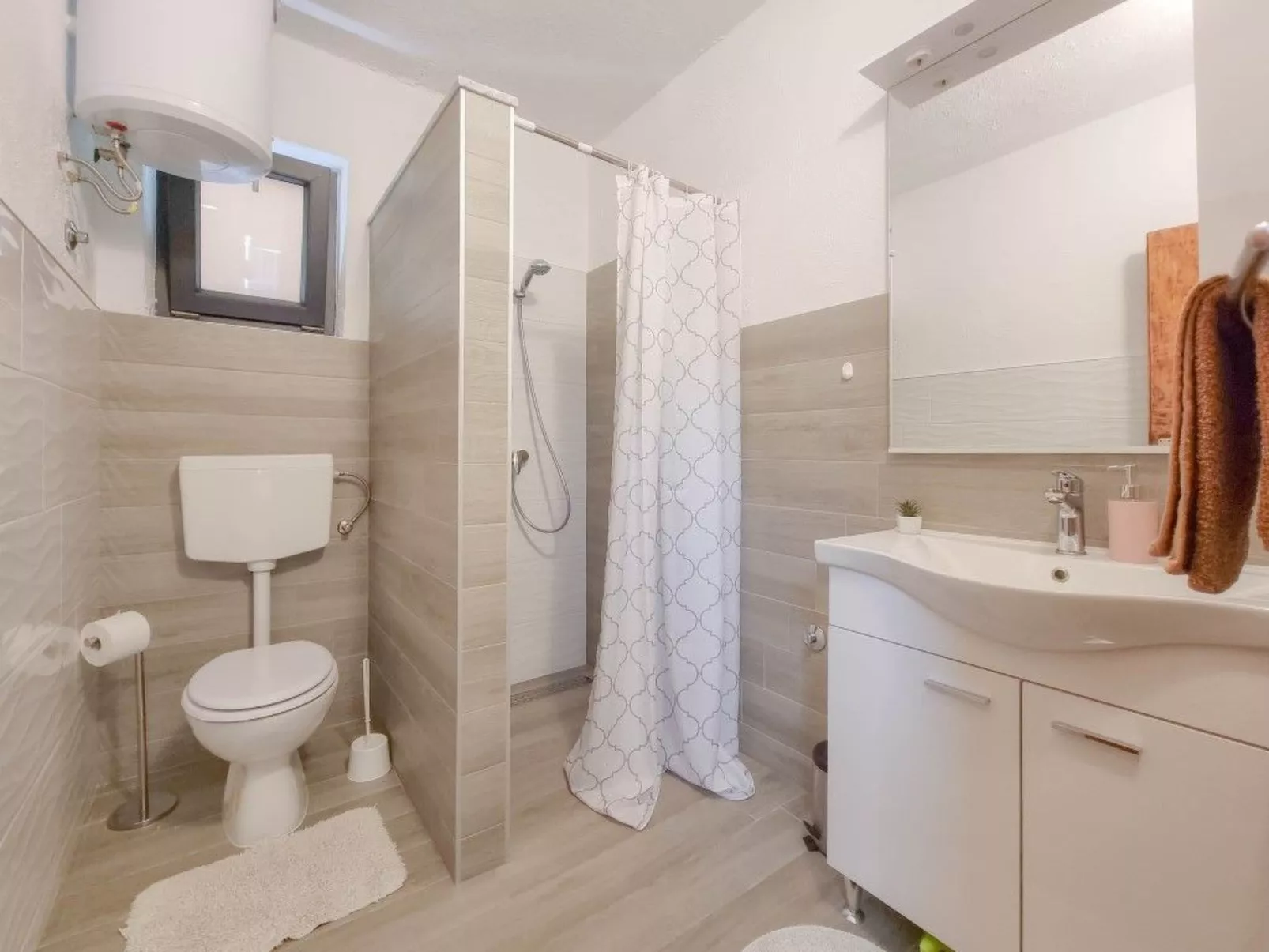 "Enio" direkt am Strand-Binnen