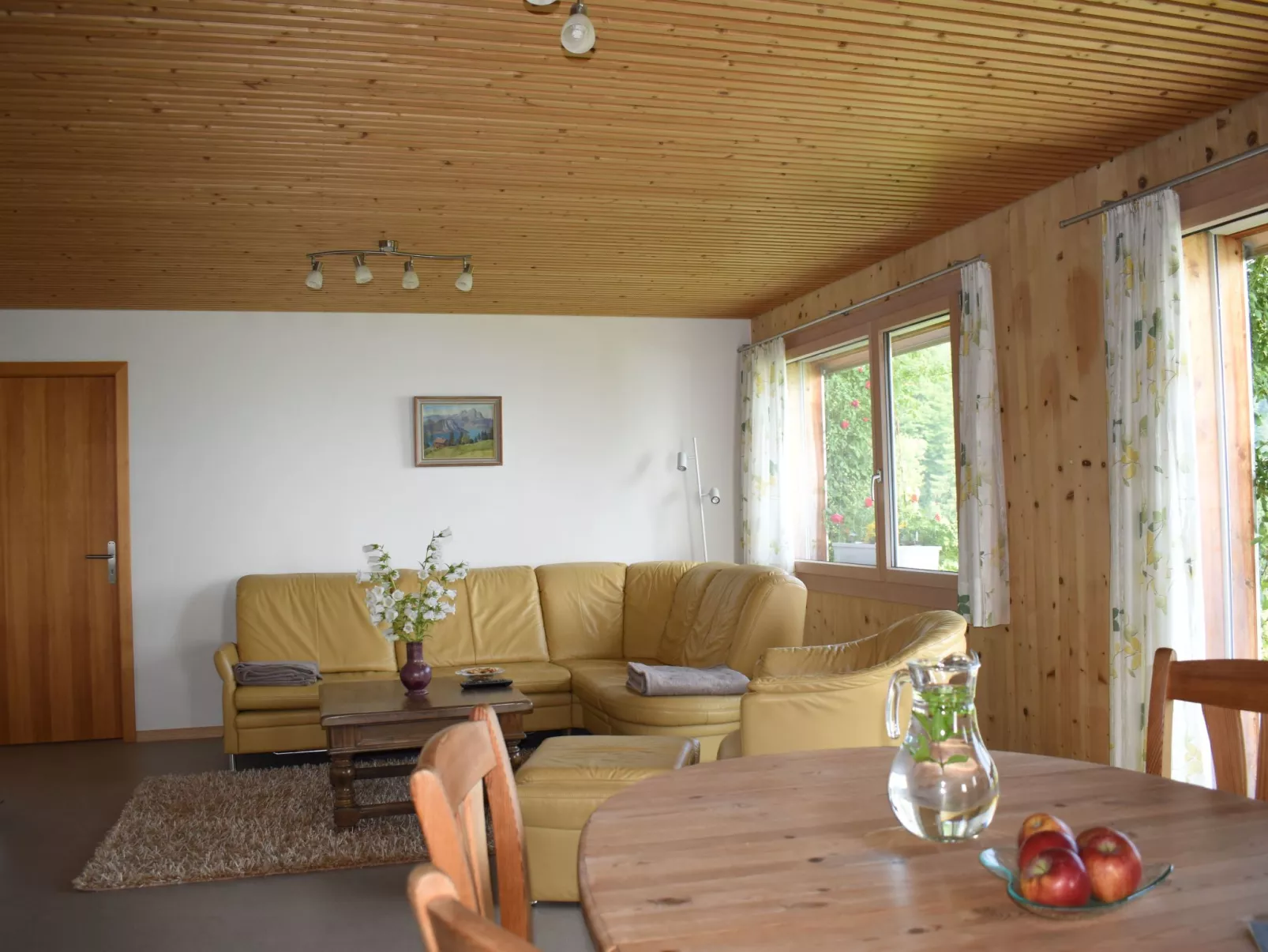 Mountain Nature Stay-Binnen