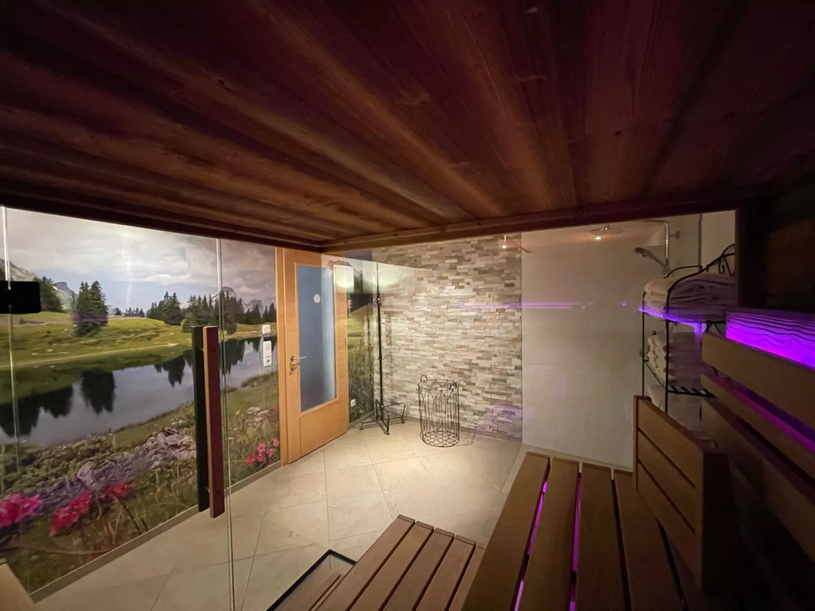 Auenfeld-Image-tags.info