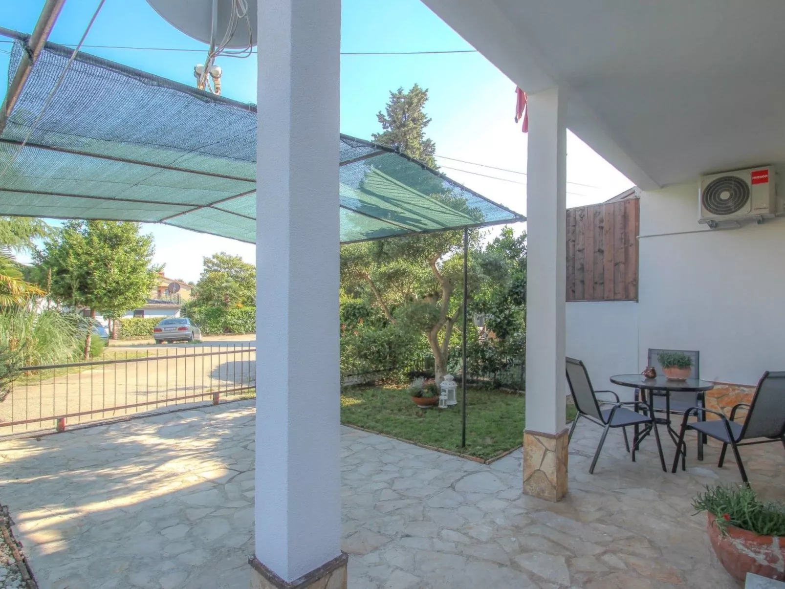 Studio-App mit Terrasse für 2 Personen-Buiten