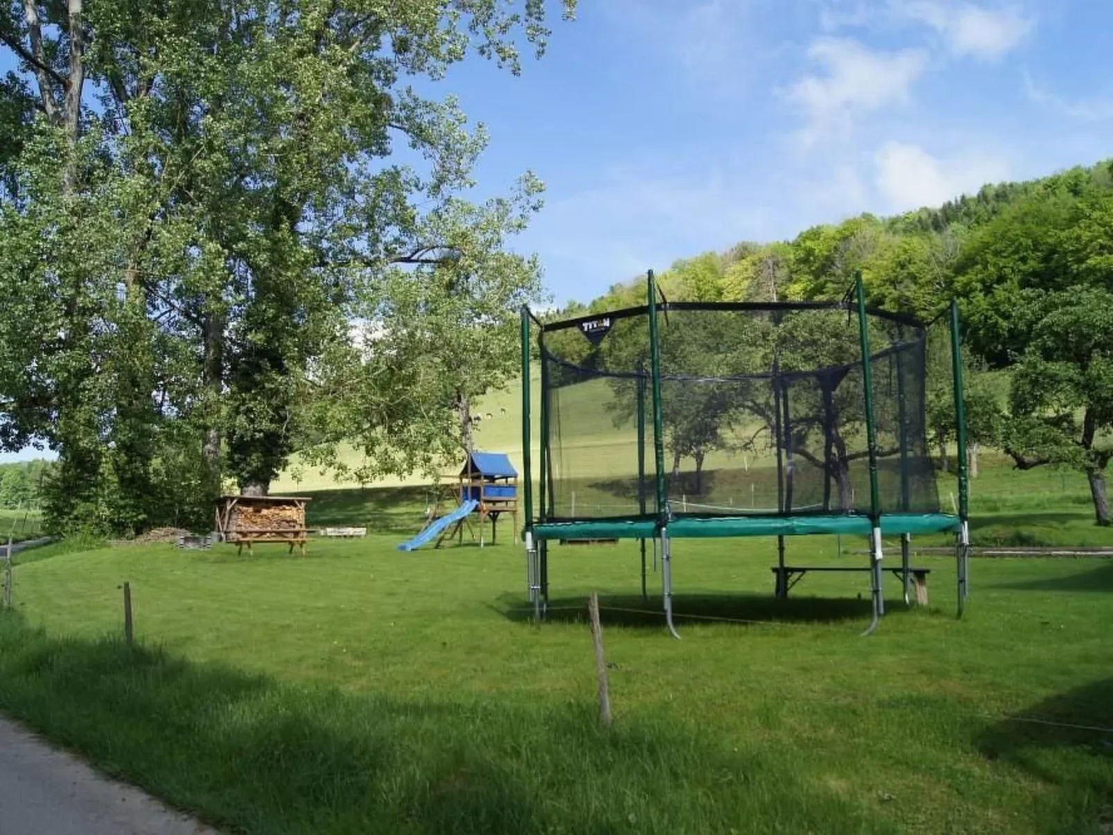 "Ferme d' Alma"-Image-tags.info