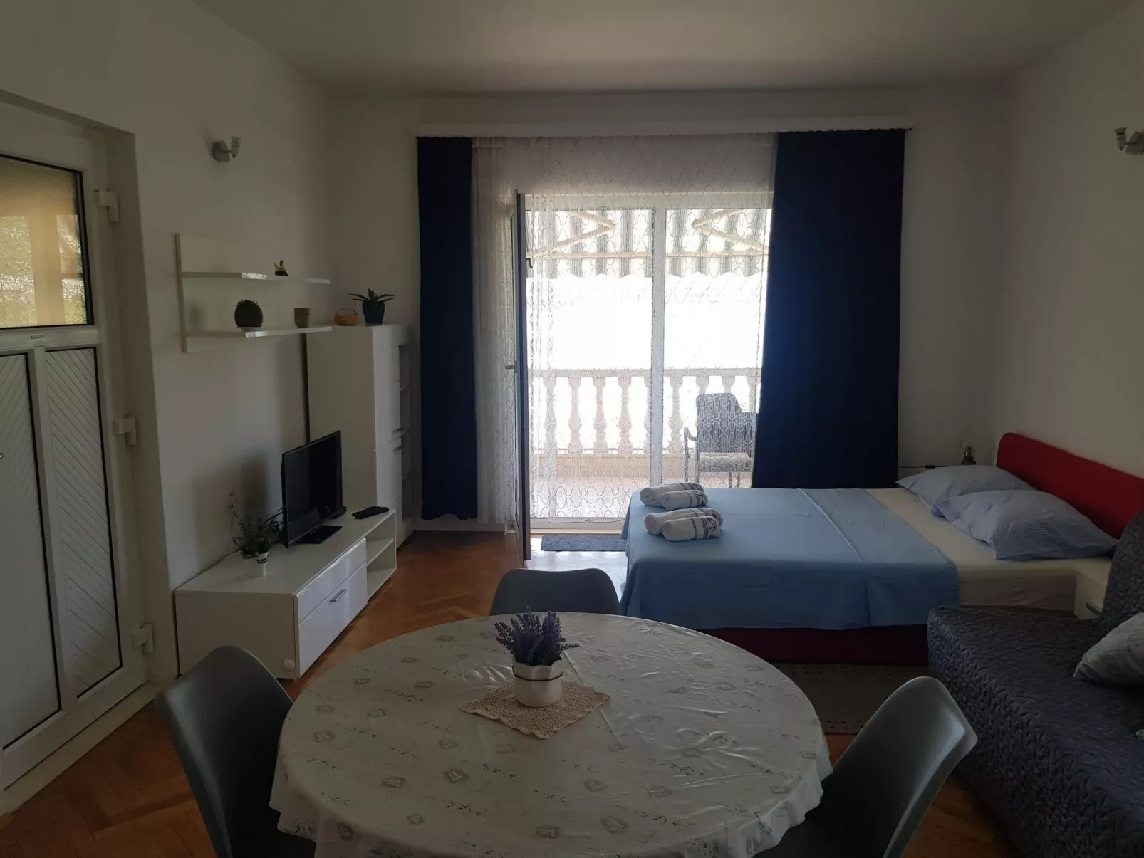 Für 4 Personen-Binnen