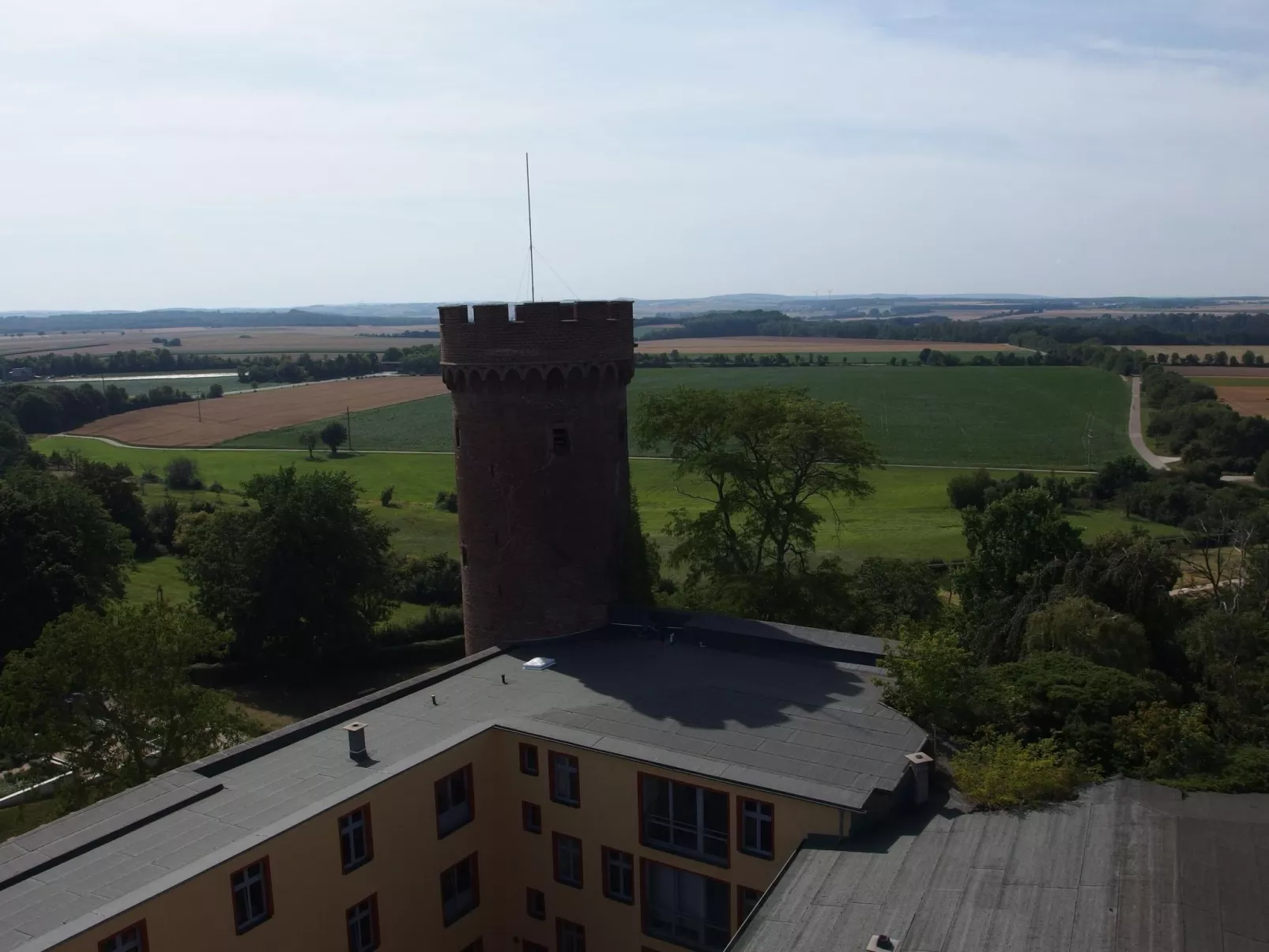 Hochwertige Ferienwohnung mit Terrasse und Garten-Buiten