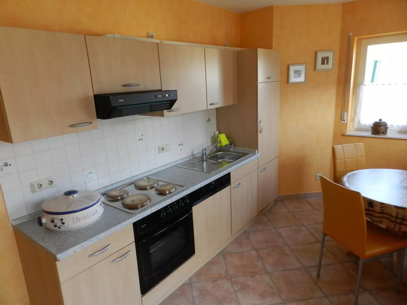 Schöne Ferienwohnung mit Terrasse und Moselblick-Image-tags.info