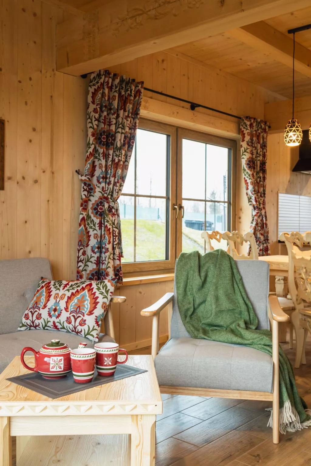 Krokus Tal Dorf unter der Tatra-Binnen