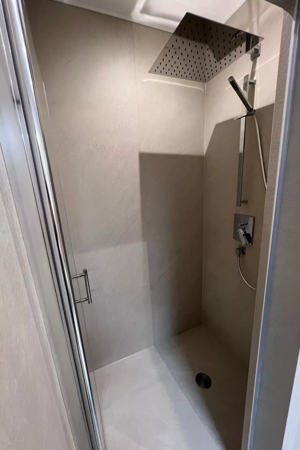 Komplett mit Freizeitstadel-Binnen