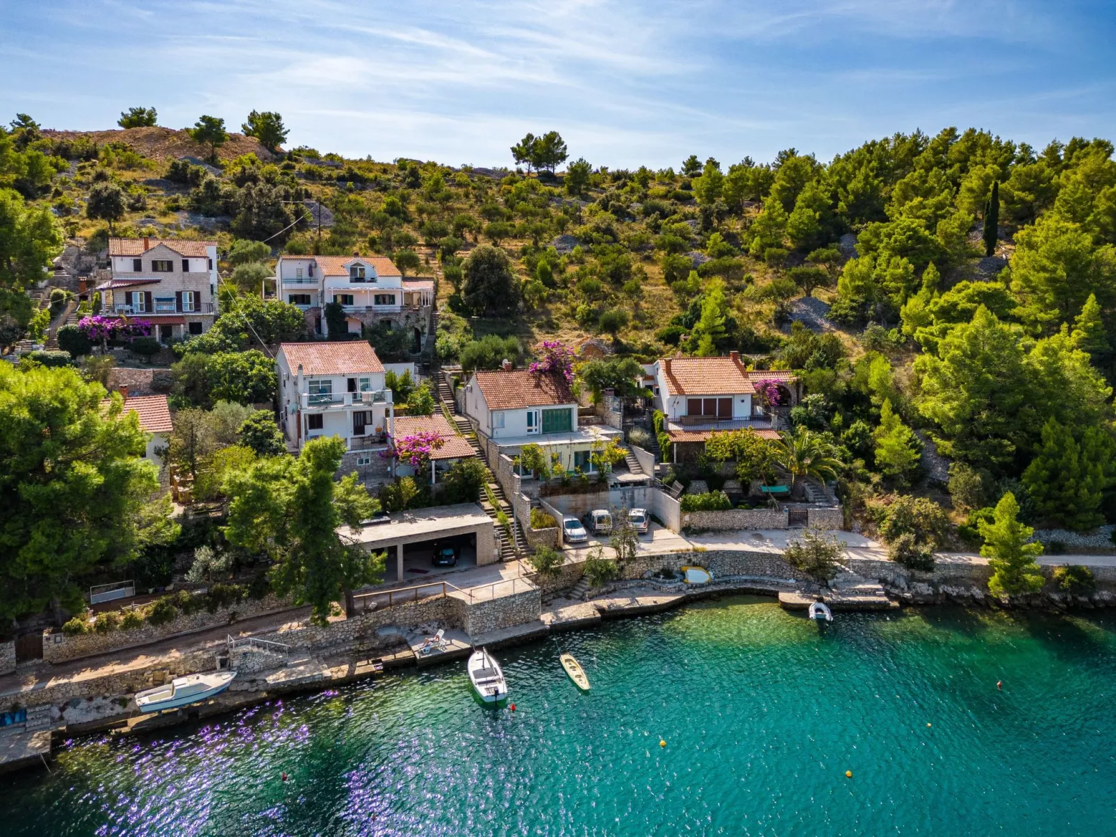 Villa Tudor mit atemberaubender Aussicht-Buiten