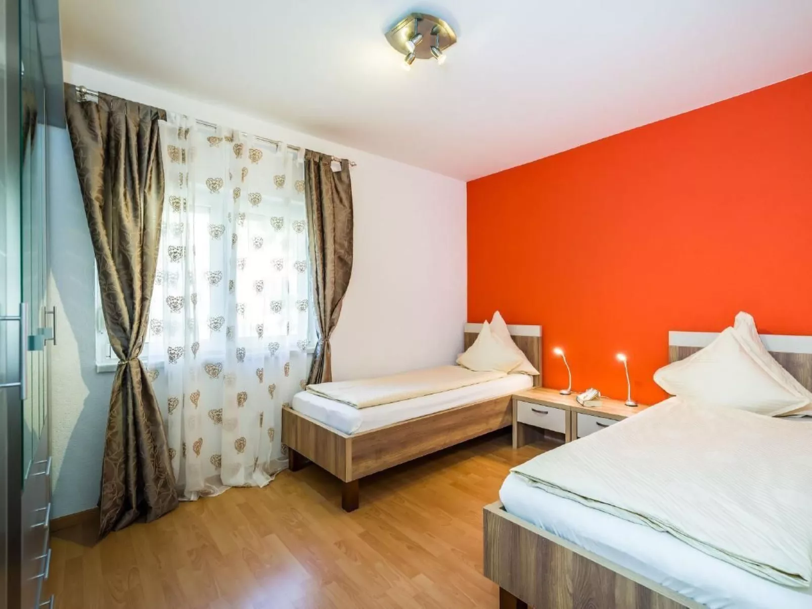 Villa Dalmatina mit Pool  für 4+1 Personen-Binnen