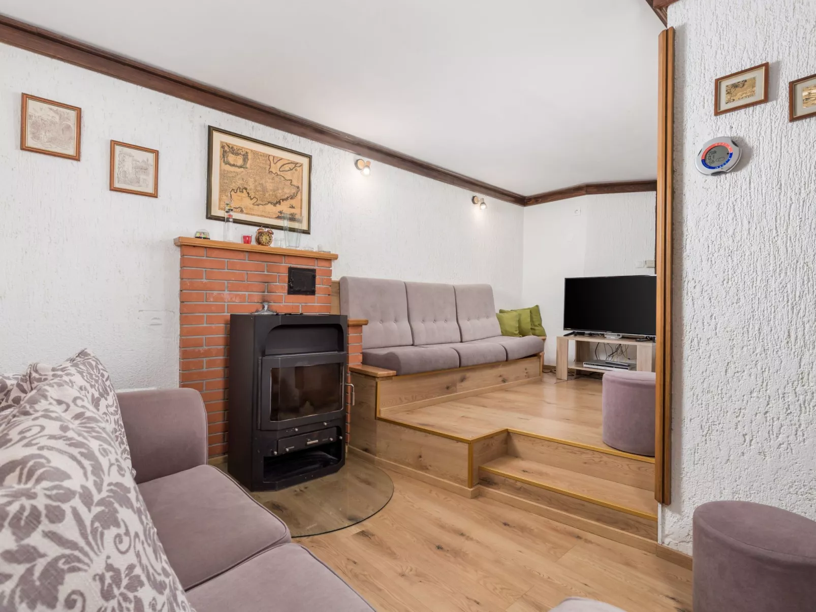 Mit großem Garten und Pool-Image-tags.info