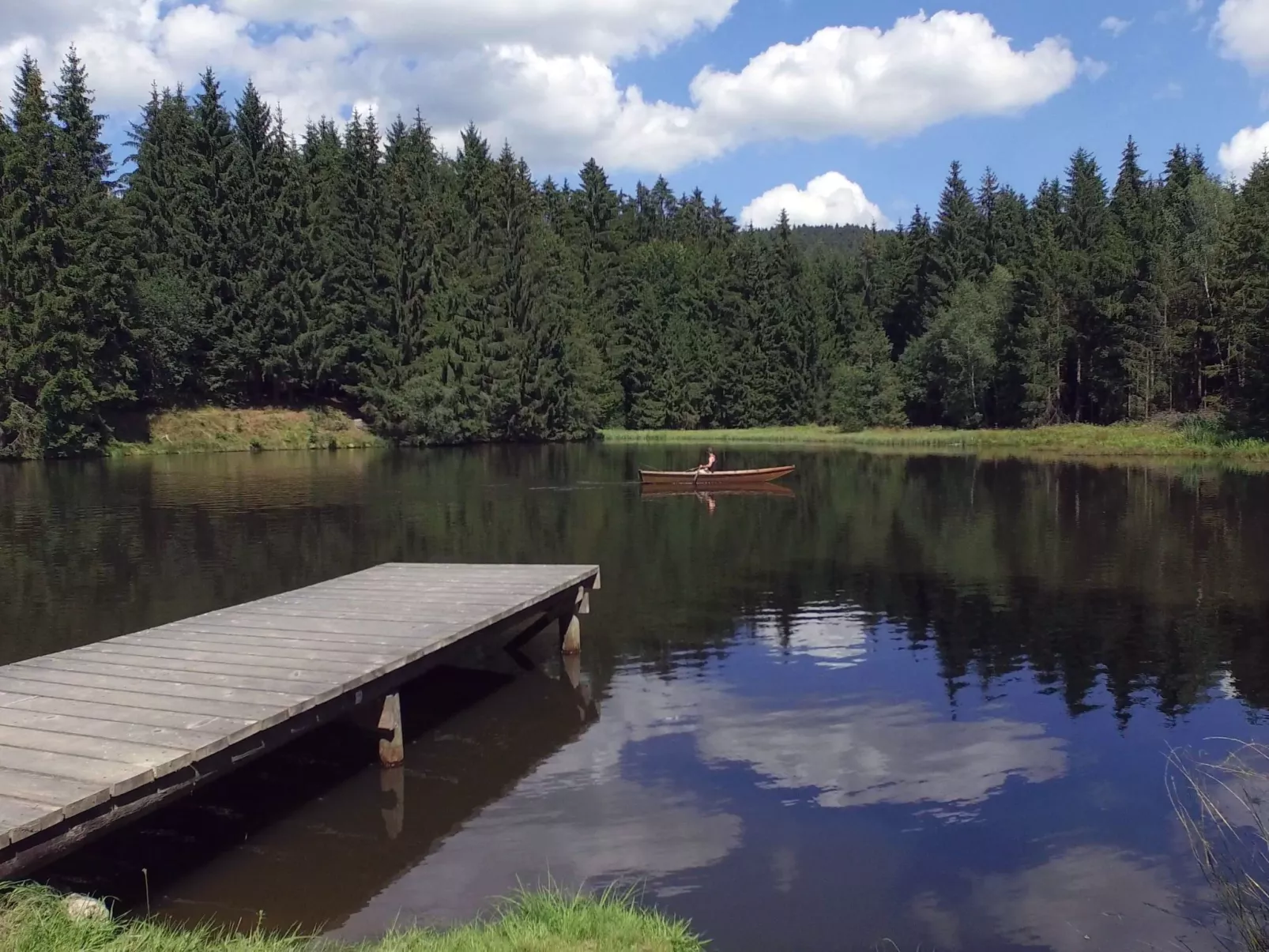 Uriges Blockhaus für 5 Personen-Buiten