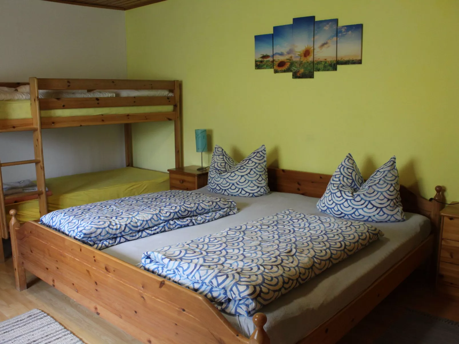 Mit Kaminofen, Fitnessraum und Sauna-Binnen