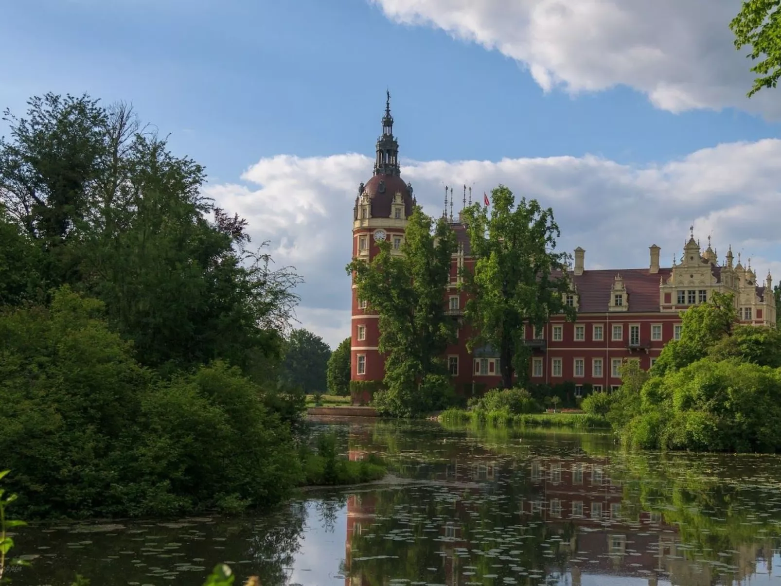 2- Raum Ferienwohnung mit Parkplatz-Buiten