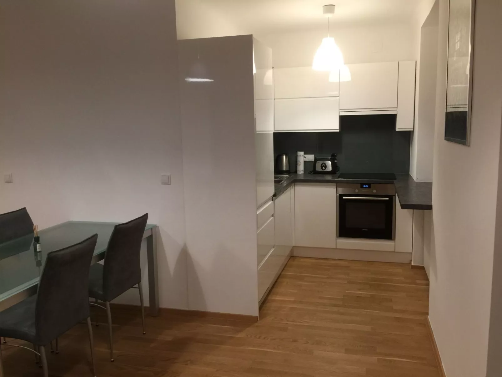 Business Apartment-Binnen