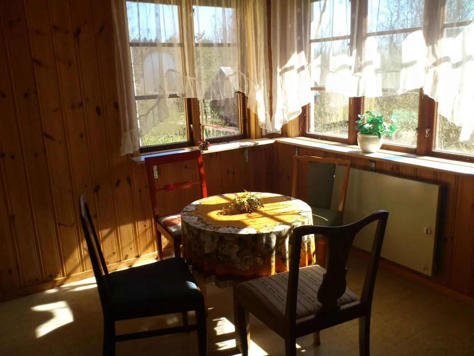 Geräumiges Ferienhaus für Konsum-Aussteiger-Binnen