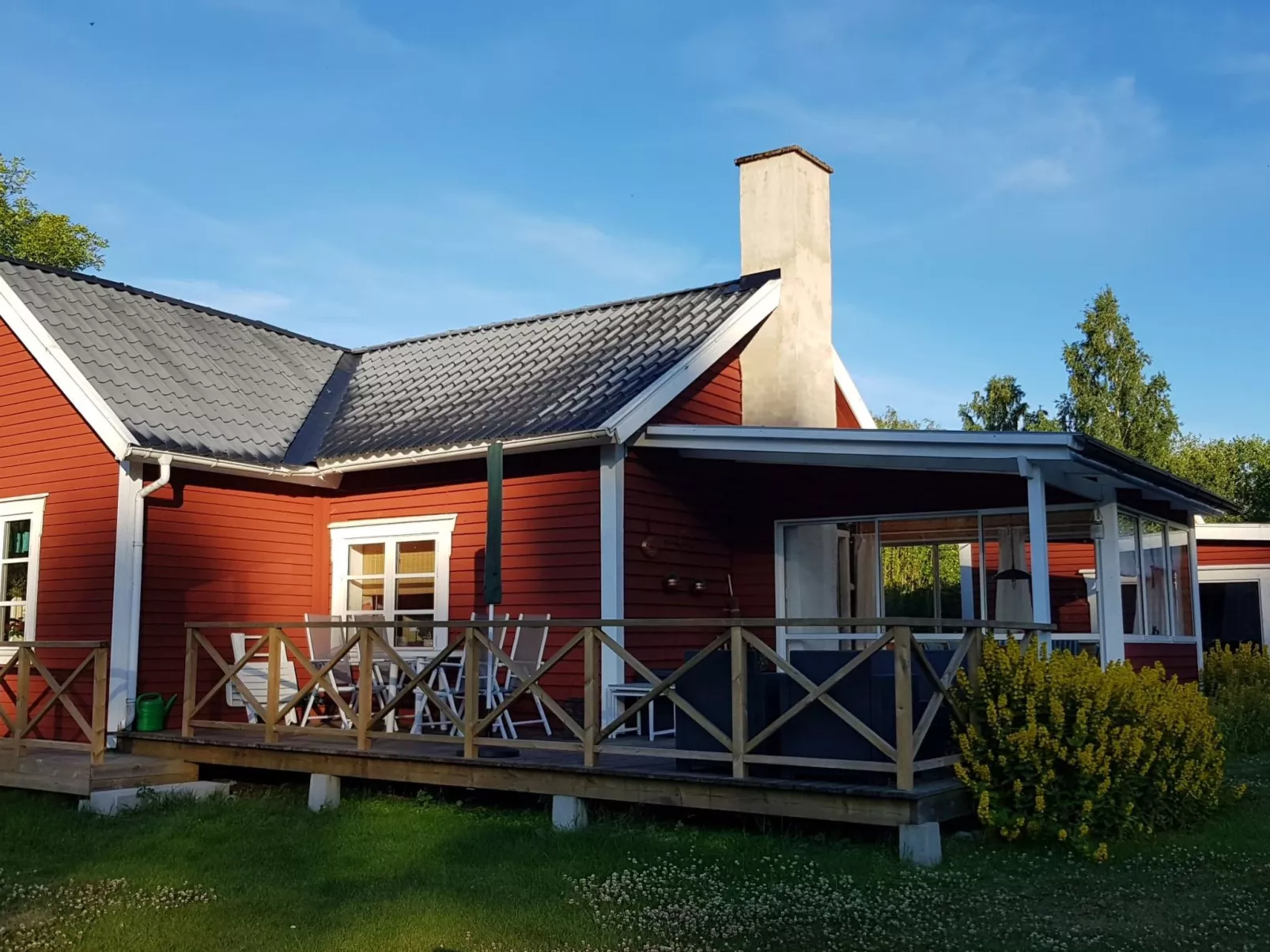 In Karlsborg mit Offenem Kamin-Buiten