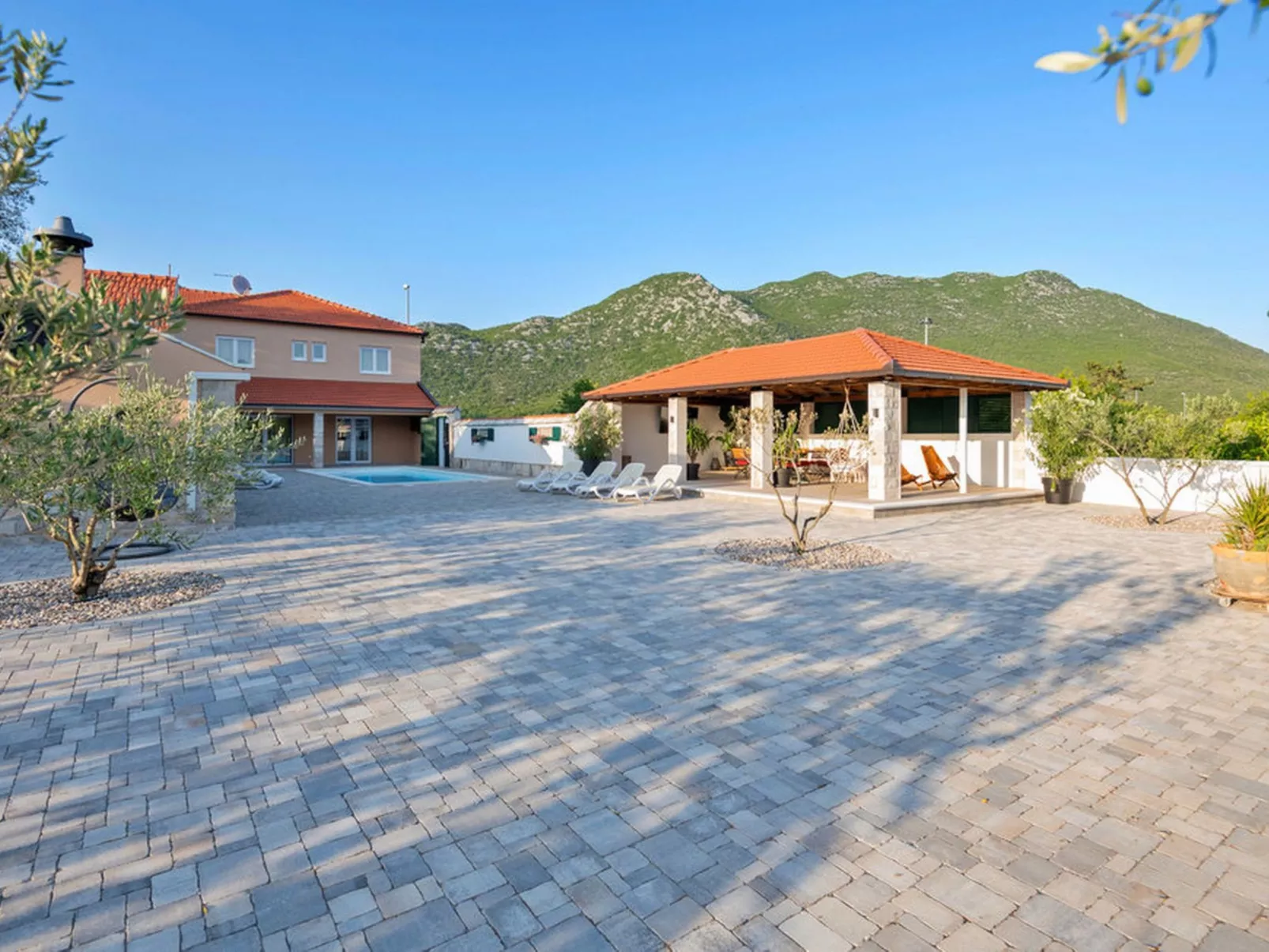 Ferienvilla "Nautica" mit Bergblick-Buiten