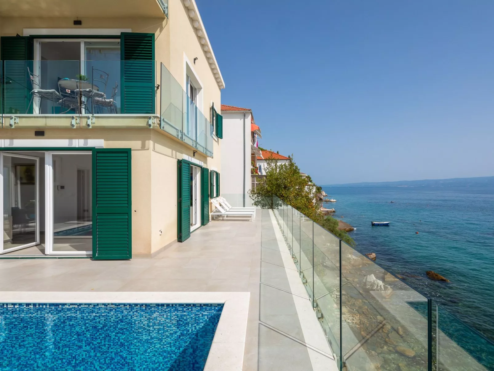 Epetium Beach Villa-Buiten