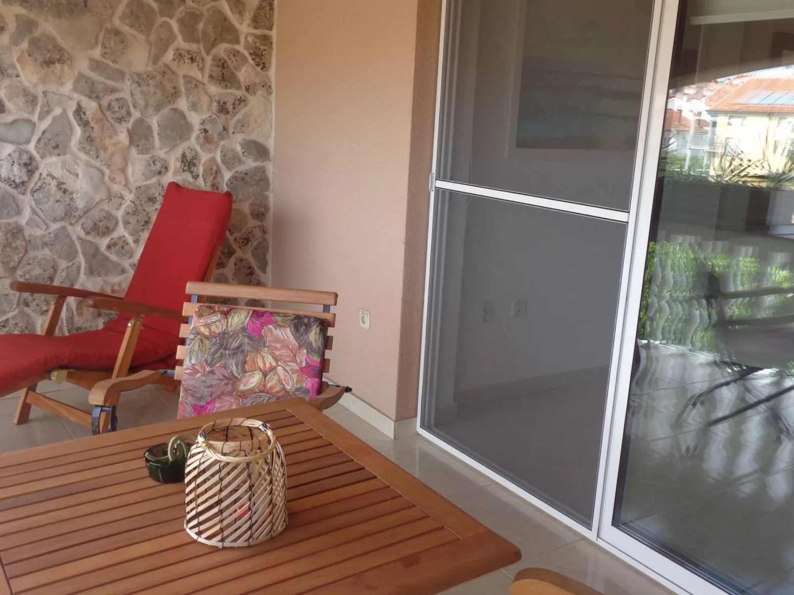 Süßes Apartment mit Meerblick-Buiten