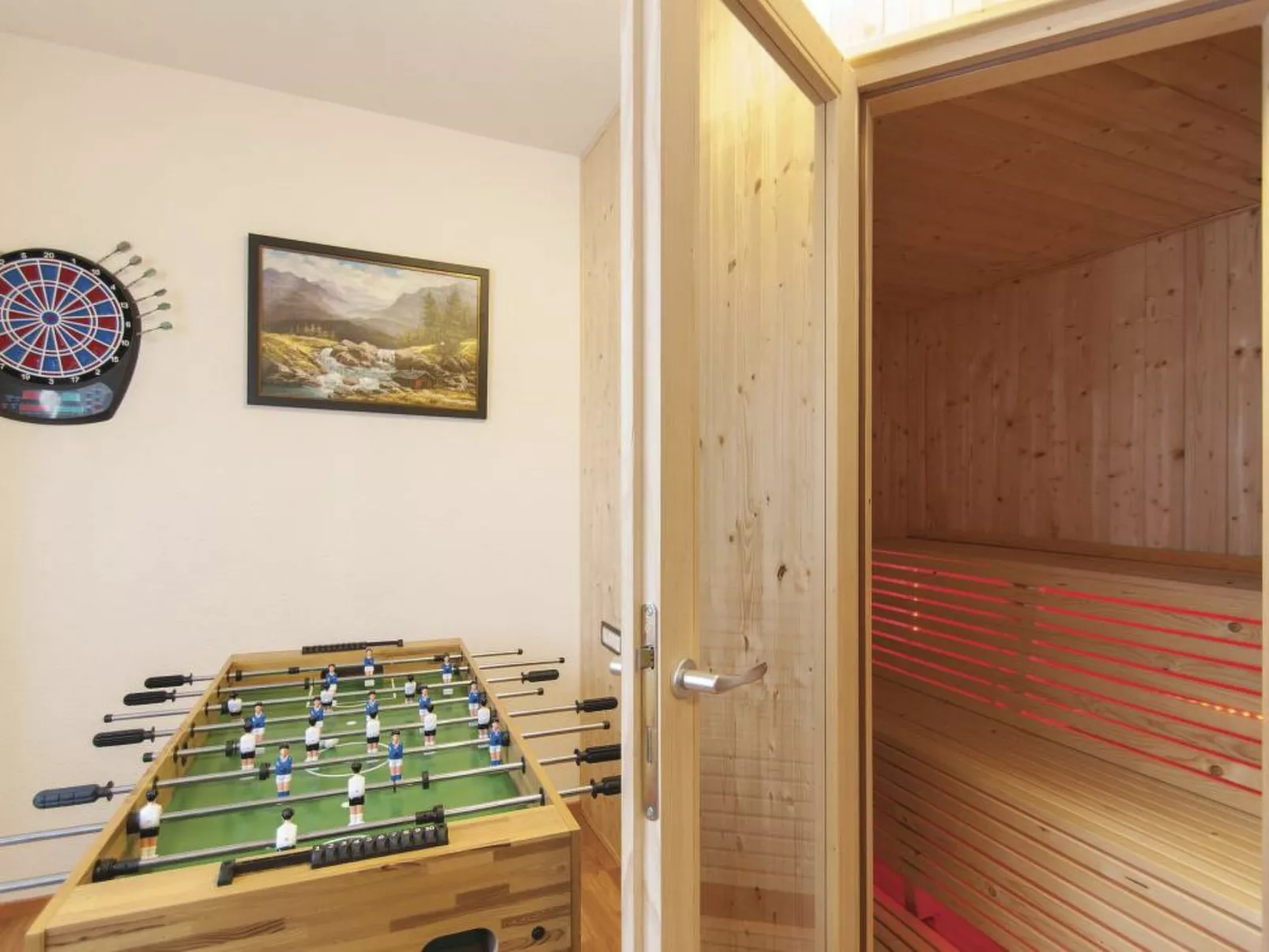 Valmonida mit Pool-Binnen