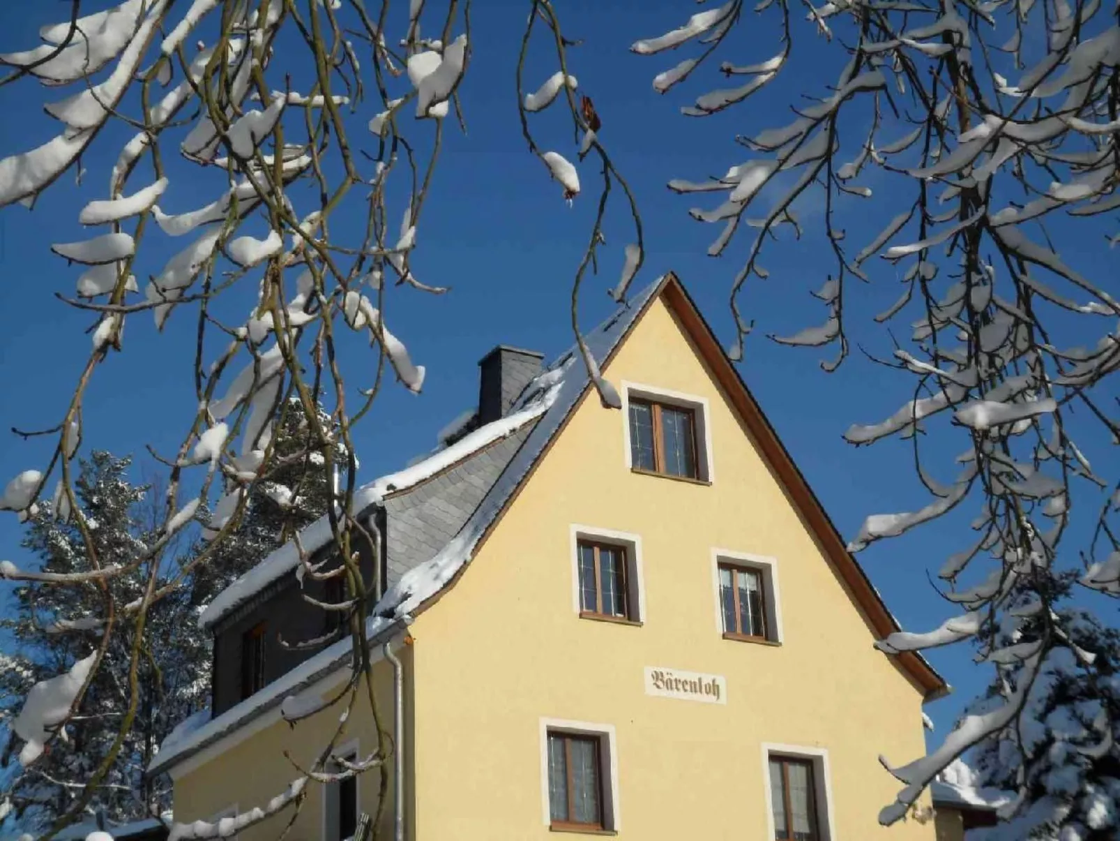 Mit Blick auf das Wasser-Buiten