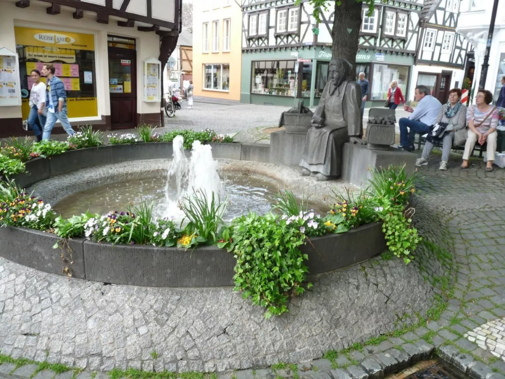 Wohnung in Linz Am Rhein-Image-tags.info