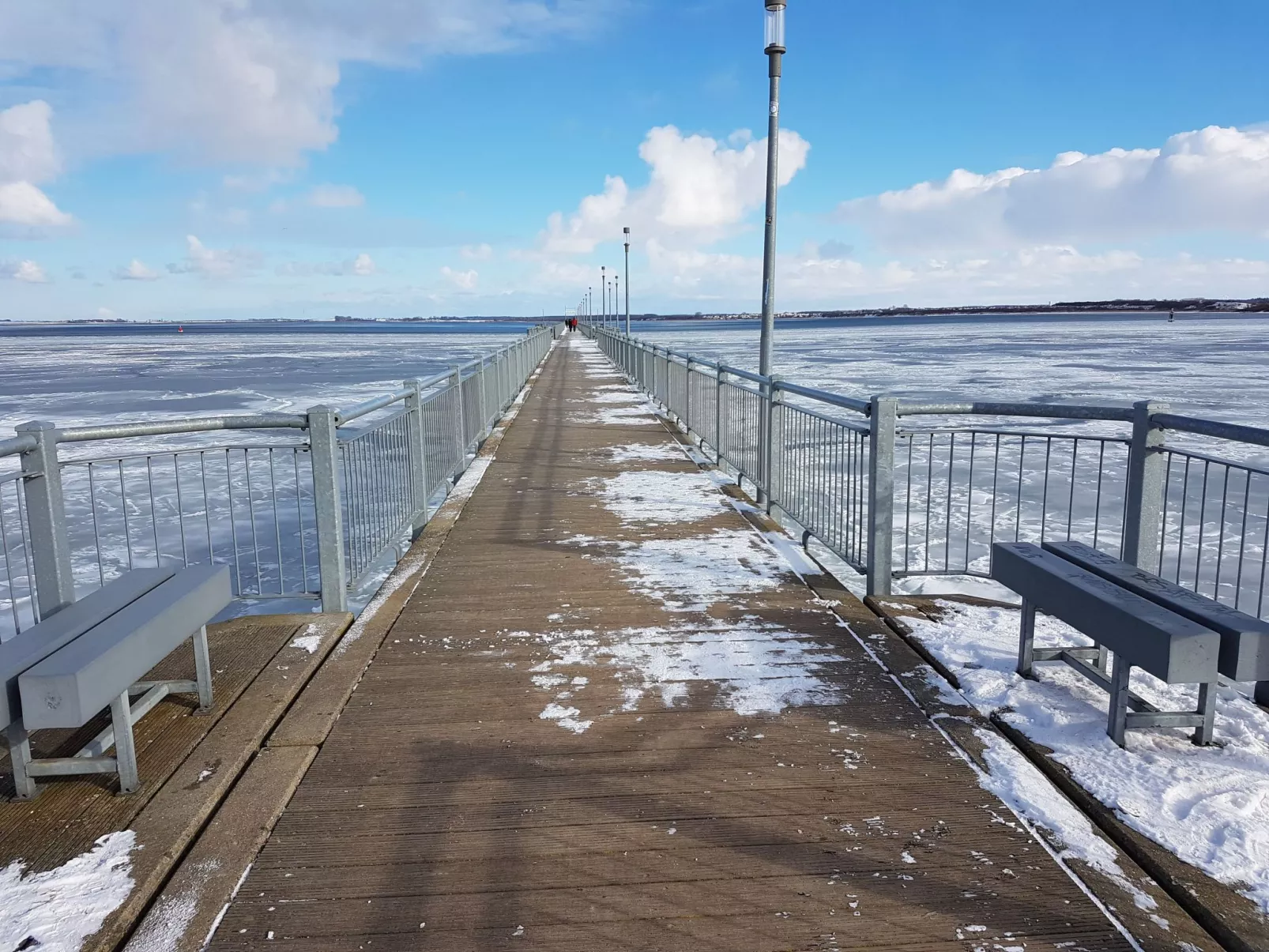 Gemütliches Schwedenhäuschen in guter Lage-Buiten