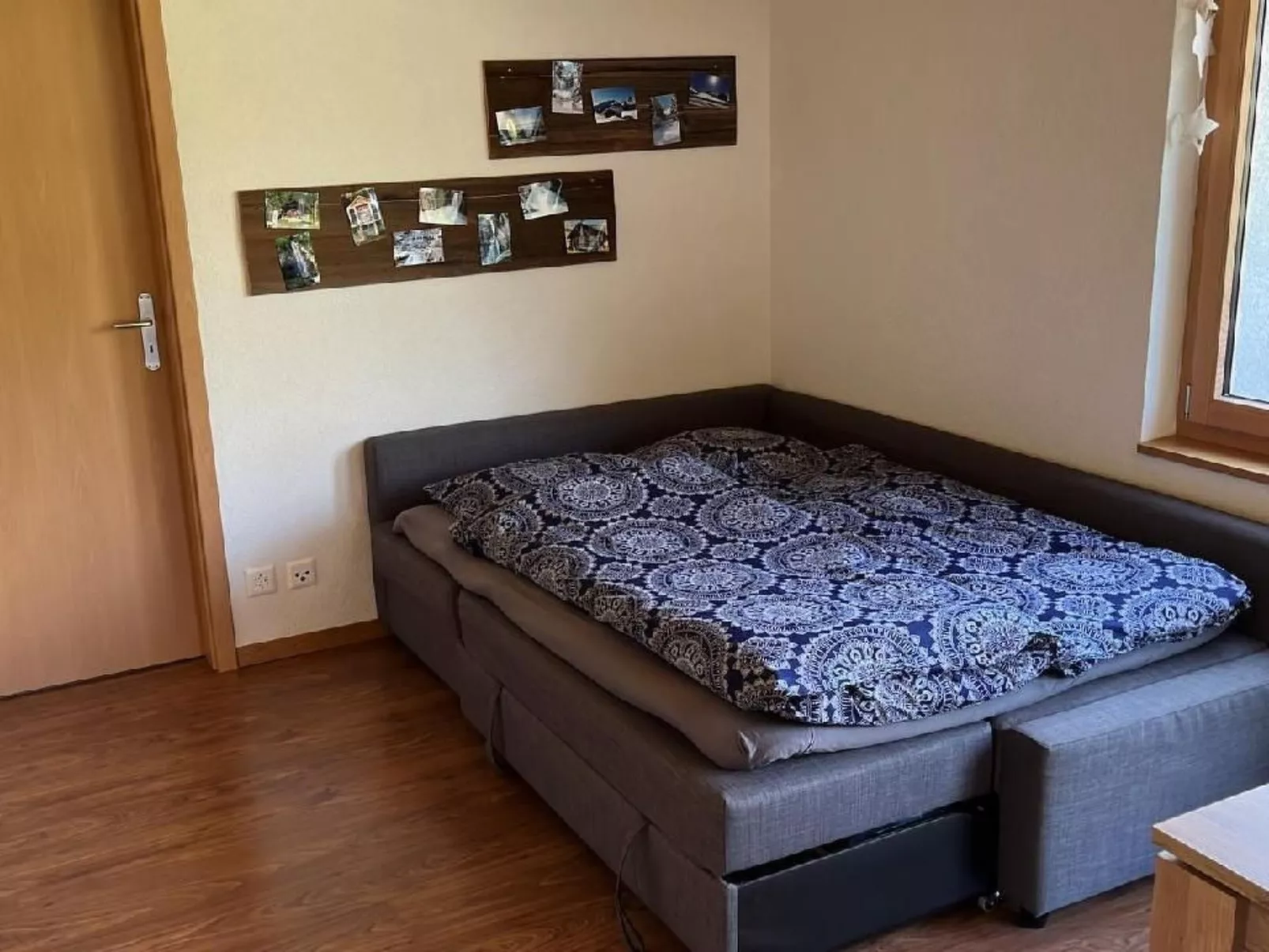 Mit Bergblick-Binnen