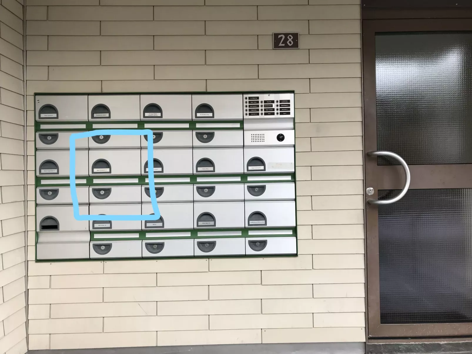 Modern eingerichtete Ferienwohnung in Andermatt-Image-tags.info