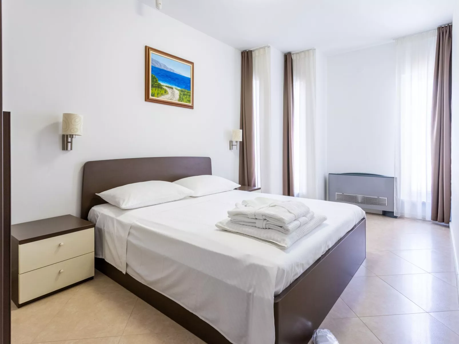 Geräumige Ferienwohnung mit privatem Sonnenbalkon-Binnen