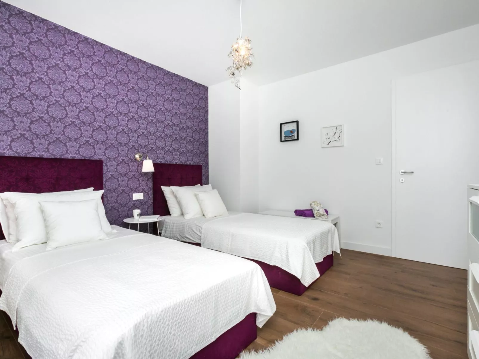 Am Strand "Villa Lori"-Binnen