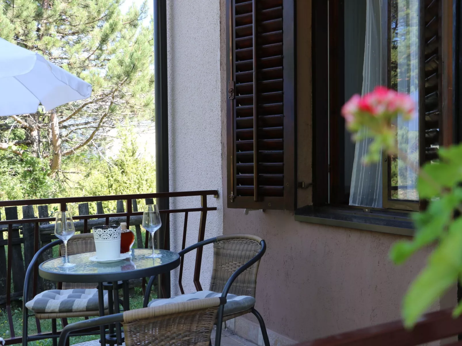 Mit Garten, Grill und Terrasse-Image-tags.info