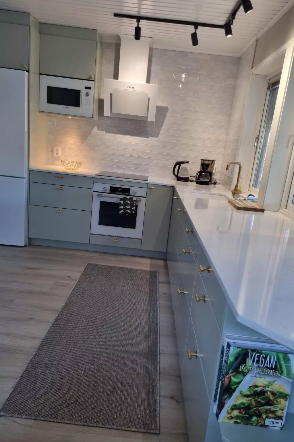 "Paradisvägen" direkt am Strand-Binnen