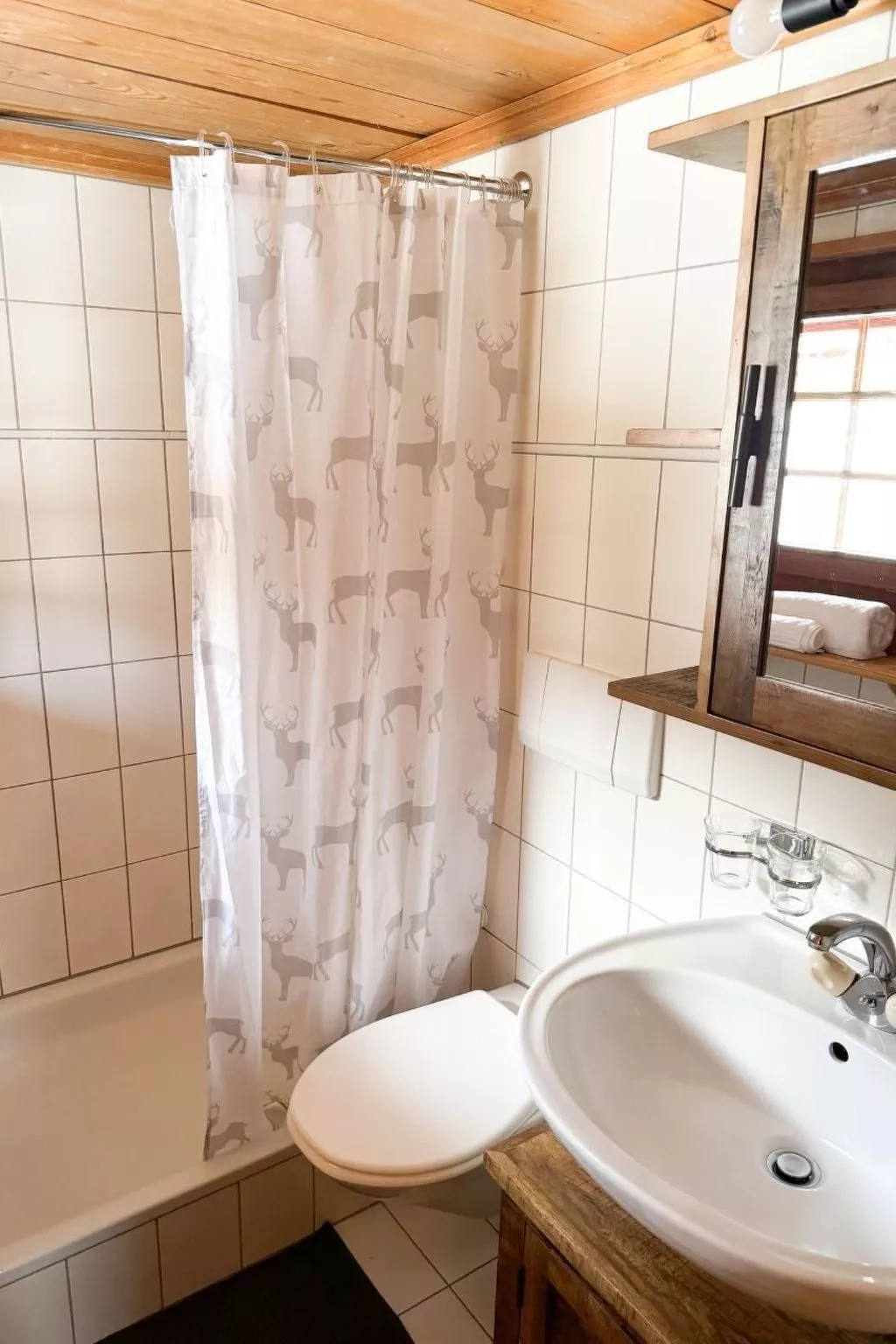 Chalet Domino-Image-tags.info