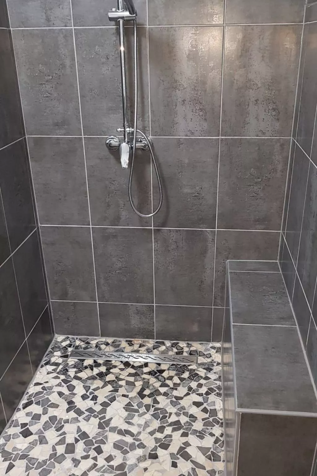 Wohnung für 4 Pers. mit Balkon, tolle Lage-Binnen