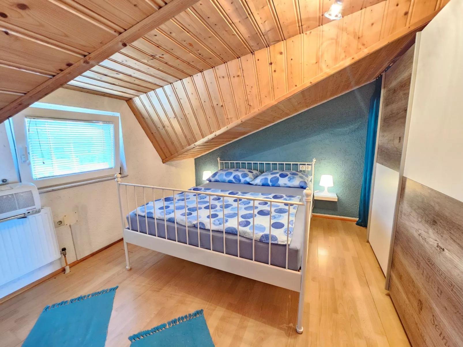 Wohnung mit Balkon, 150 m vom Strand entfernt-Binnen