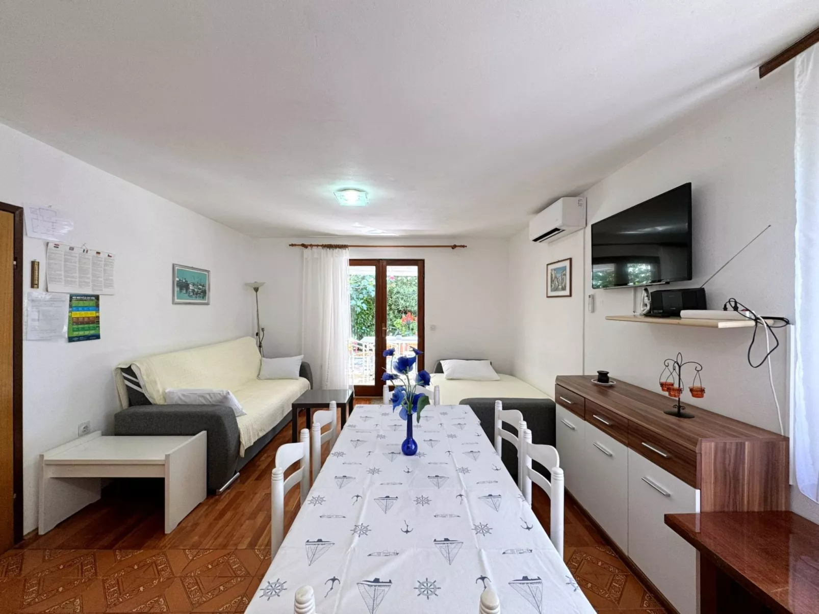 Apartment Srdoc-Binnen