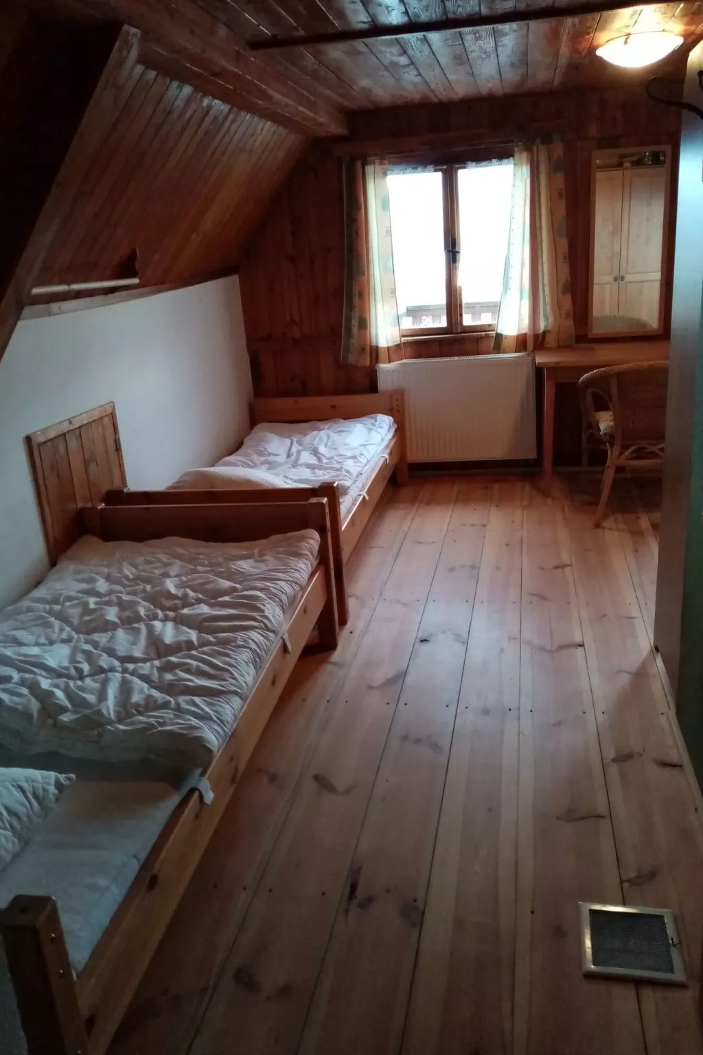 Haus in Kovárov mit Terrasse, Grill und Garten-Binnen