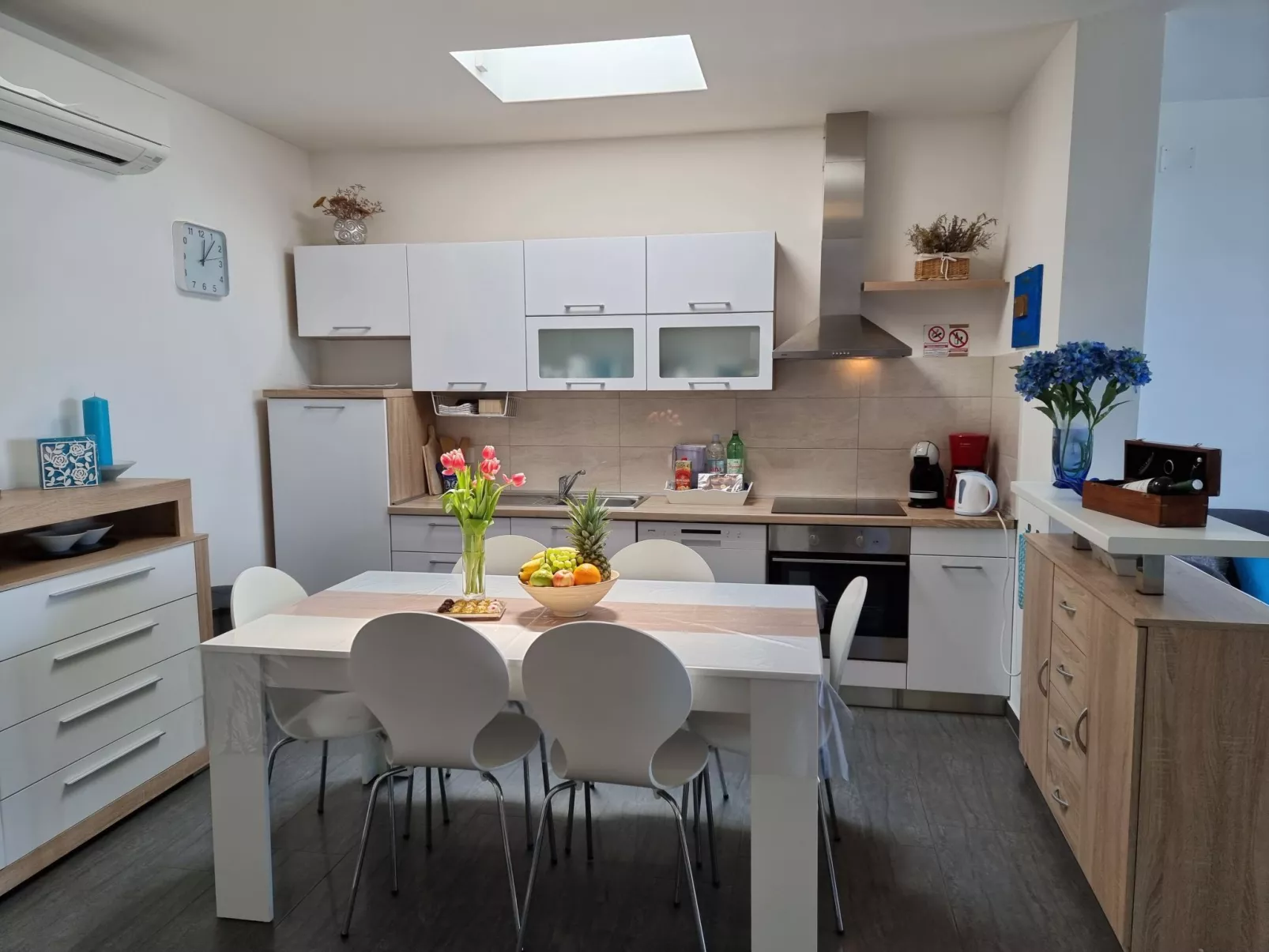 Villa direkt am Meer und Strand mit herrlichem Blick-Binnen