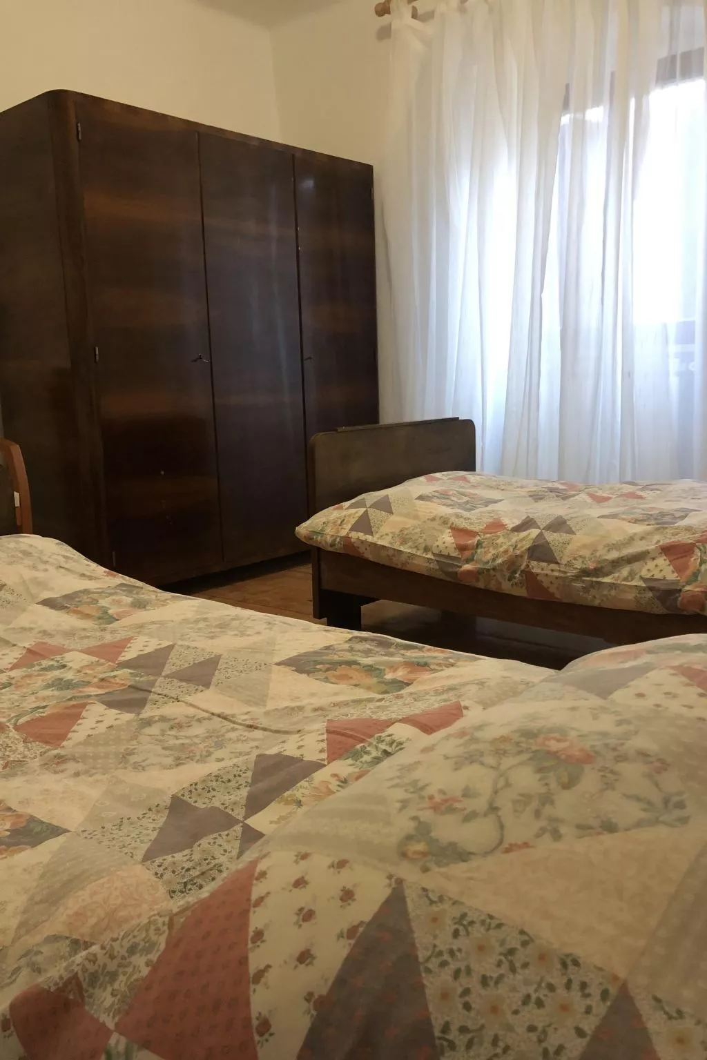 Mit Kamin in der Stadt Roc-Binnen