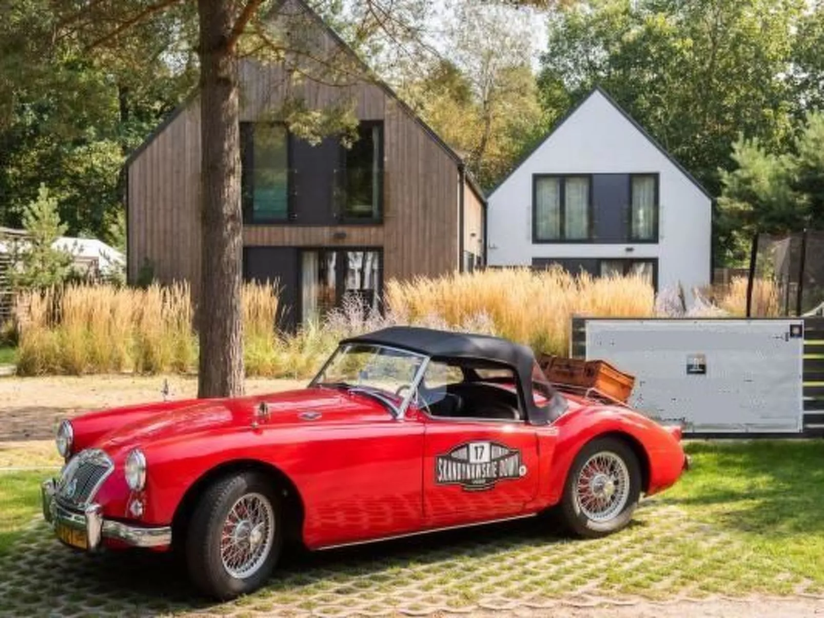 Mit privater Terrasse-Buiten